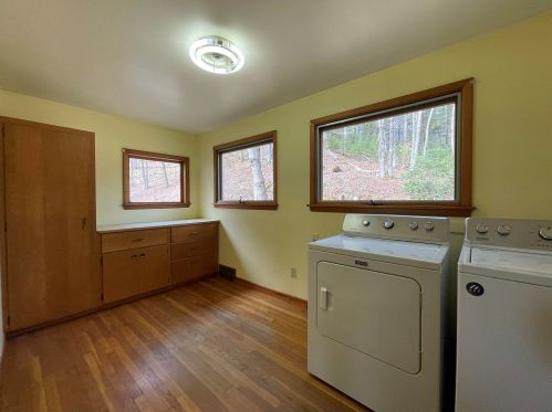 30 Greenwood Rd, Unity NH  03773-3004 exterior