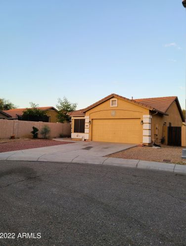 1621 85th Dr, Tolleson, AZ 85353-8830