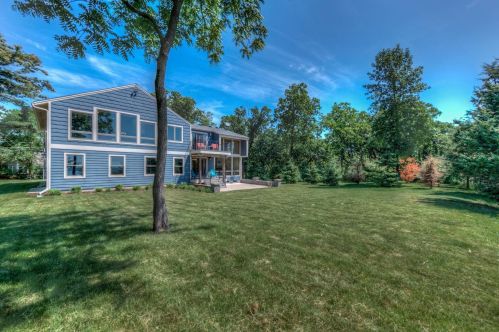 7 Birkmose Park, Hudson WI  54016-2286 exterior