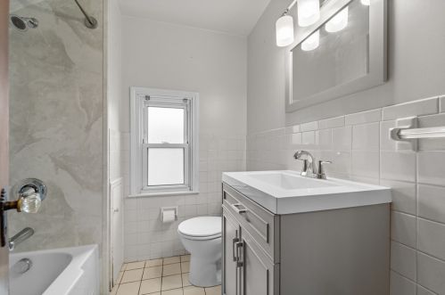 715 Hamil Rd, Verona PA  15147-2924 exterior