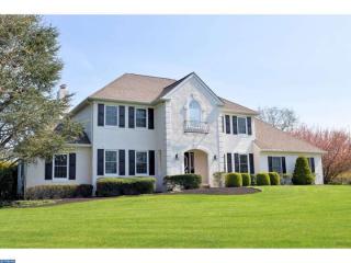 625 White Ash Dr, Langhorne, PA 19047-8026