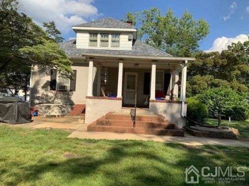 39 Sunset Ave, Old Bridge NJ  08857-1230 exterior