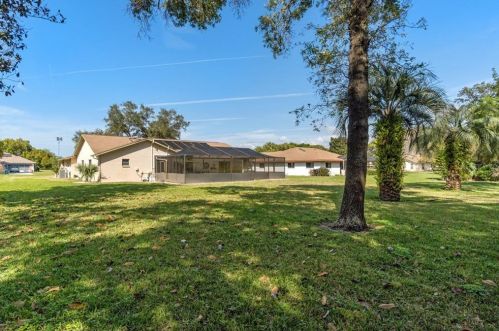 10208 Hoover St, Brooksville FL  34608-7137 exterior