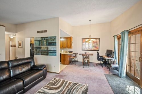 5121 148th St, Saint Paul MN 55124-6655 exterior