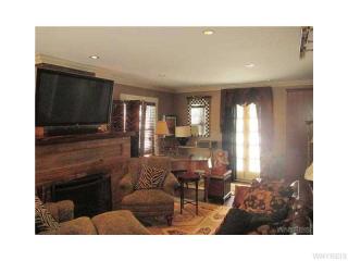 72 Long St, Buffalo NY  14221-5312 exterior