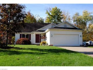 4375 Larchwood Cir, Canton, OH 44718-2100