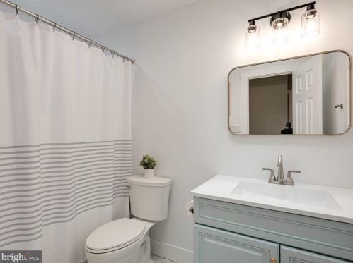 440 Font Rd, Downingtown PA  19335-1526 exterior