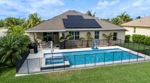 287 Vista Lake Dr, Fort Pierce, FL 34953-8234