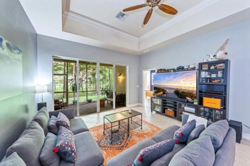 7866 Sanctuary Cir, Naples, FL 34104-5864