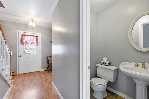 72 1st St, Northumberland NH  03582-4168 exterior