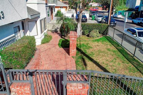 5743 Klump Ave, North Hollywood CA  91606-3619 exterior