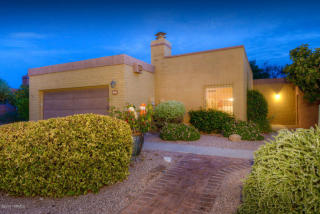 5009 Silver St, Tucson, AZ 85712-5726