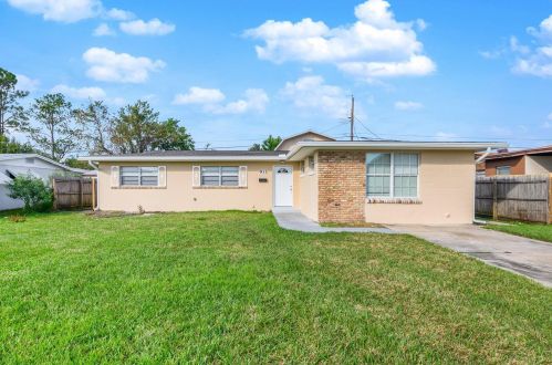 933 Rock Oak Dr, Orlando, FL 32809-5866
