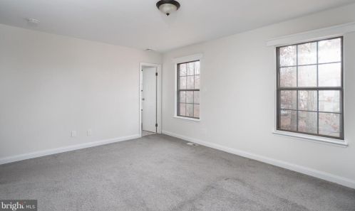 5 Hoot Owl Dr, Erial NJ  08081-9325 exterior