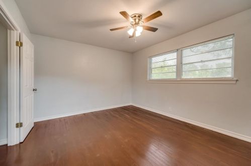 615 Belt Line Rd, Richardson TX  75080-5851 exterior