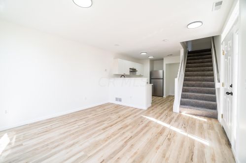 332 Oxford Oak Dr, Blacklick OH  43004-8481 exterior