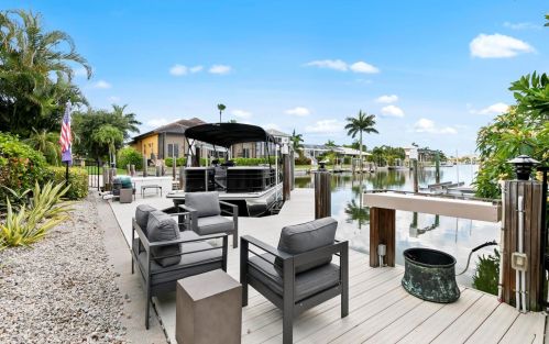 200 Angler Ct, Marco Island FL  34145-4203 exterior