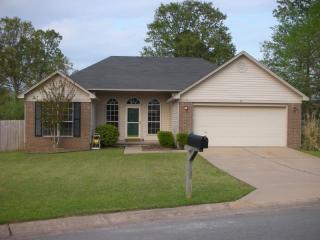 54 Meadow Ridge Loop, North Little Rock, AR 72113-6879