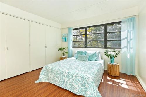 310 Kamehameha Hwy, Aiea, HI 96701-5313