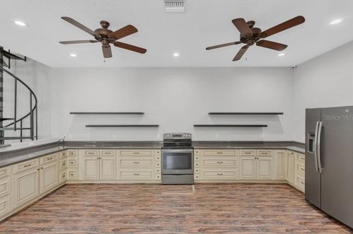 18200 Lake Gibson Ln, Umatilla FL  32784-7120 exterior