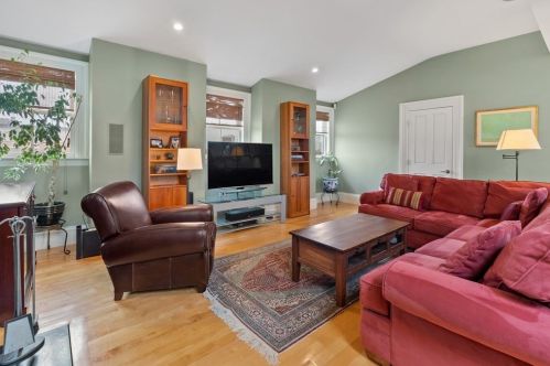 38 Newton St, Boston, MA