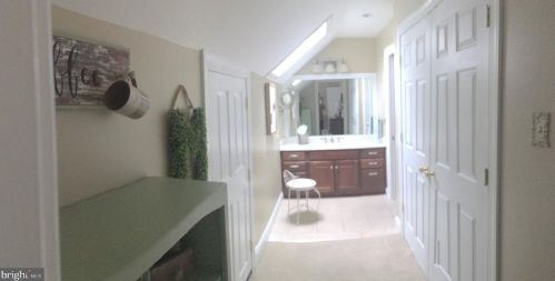 980 Plowshare Rd, Yardley PA  19067-4253 exterior