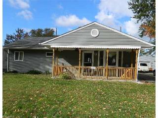 4216 Talbot Ln, Lorain, OH 44055-3756