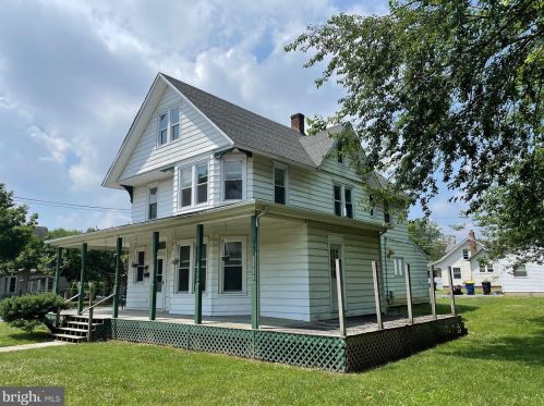 304 Governors Ave, Dover DE  19904-3006 exterior