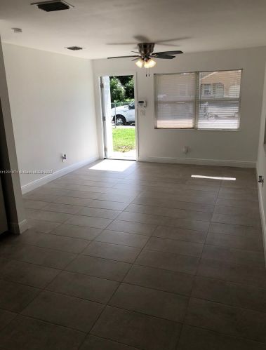1540 10 St, West Palm Beach FL  33404-6505 exterior