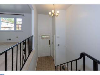 18 Catbird Ct, Lawrence Township NJ  08648-2015 exterior