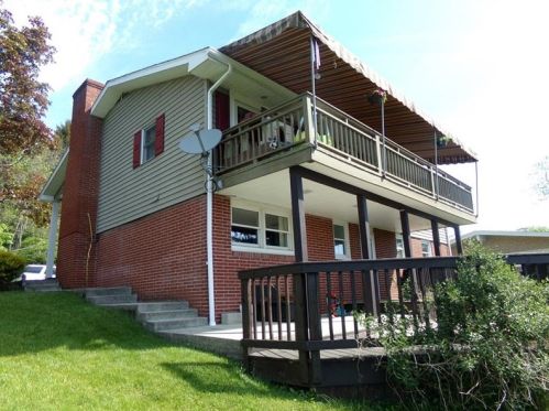 421 Lincoln St, Somerset, PA 15501-1311