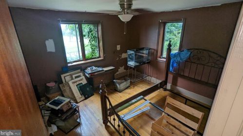 4 Ridge Rd, Smithville PA  17560-9627 exterior