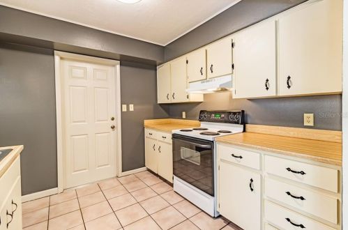 19 Cedar Dr, Davenport FL 33837-9784 exterior