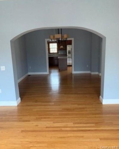 22 Hudson Cir, Marlborough NY  12542-6187 exterior