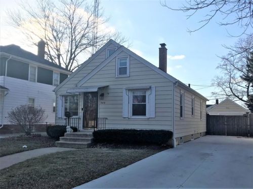 7816 26th Ave, Kenosha, WI 53143-5608