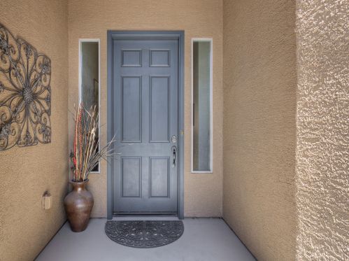 5900 Painted Canyon Dr, Green Valley, AZ 85622-8107