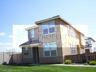2840 Crested Bobwhite St, Modesto CA  95355-8526 exterior