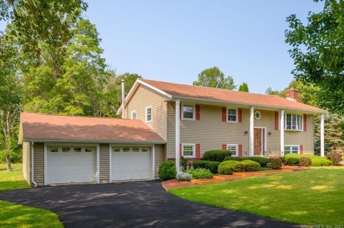 12 Birch Rd, Danbury, CT 06811-3456