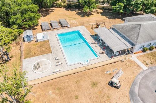 28 Cedar Dr, Davenport FL 33837-9783 exterior