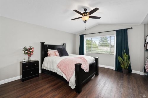 912 Celestine Cir, Vacaville CA  95687-7852 exterior