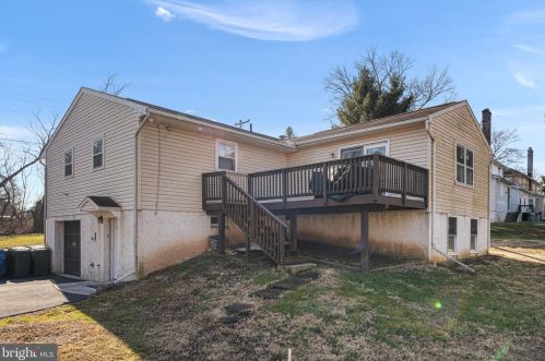 21 Clamer Ave, Collegeville PA  19426-2303 exterior