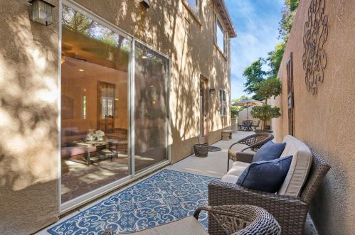 1238 River Pointe Dr, Lodi CA  95240-0564 exterior