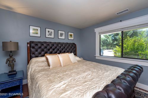 105 Mtn Shadows Dr, Sedona AZ 86336-3927 exterior