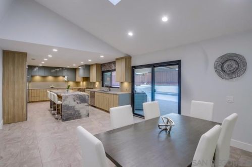 6347 Park Ridge Blvd, San Diego, CA 92120-3231