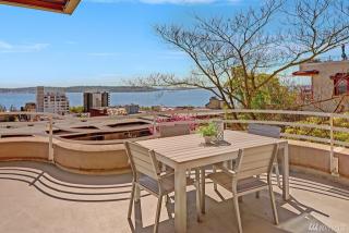 341 Olympic Pl, Seattle, WA 98119-3749