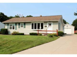724 Michigan Blvd, Erie, PA 16505-3808