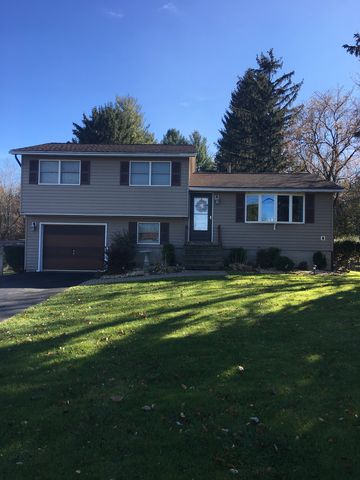 154 Bennett Rd, Split Rock NY  13031-1573 exterior