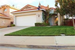 40064 Daphne Dr, Murrieta CA  92563-6528 exterior