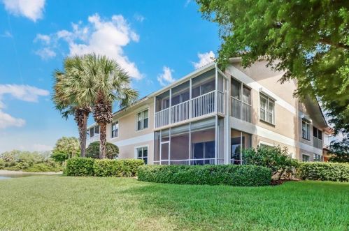 5390 Andover Dr, Naples FL  34110-2384 exterior
