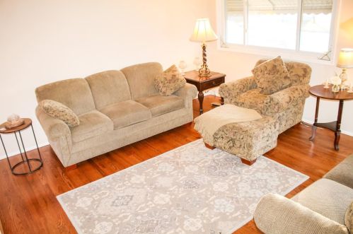 3565 Rush Pl, Hobart, IN 46342-1445